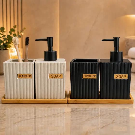 Kit Dispenser 355ml e Pote Banheiro Lavabo em Cerâmica e Base em Bambu Moderno
