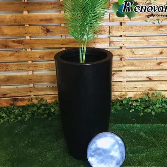 Vaso De Planta Coluna Lisa Polietileno n4 Ideal para Jardins Varandas e terraços