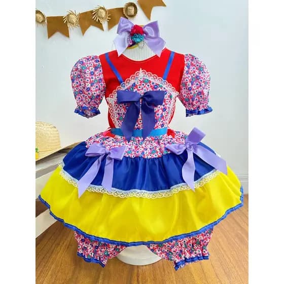 Fantasia Infantil Junino Lilás e Azul Com Flores Coloridas