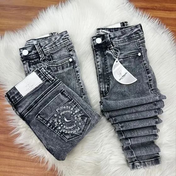 Calça Jeans Skinny Feminina Sal e Pimenta Cintura Alta Elastano