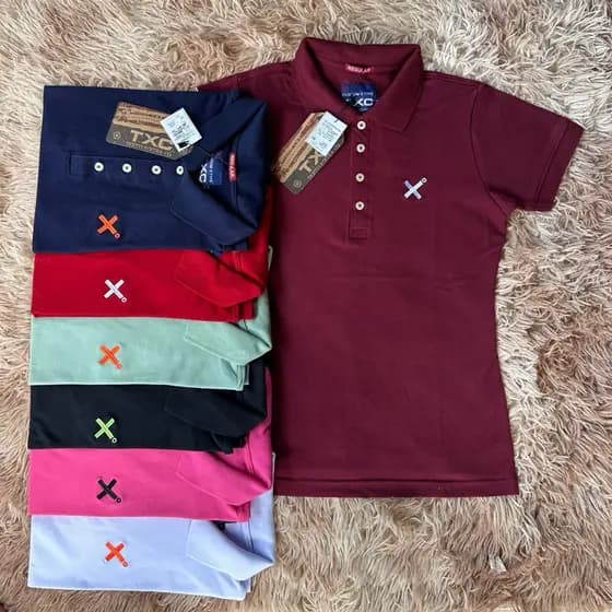 Camiseta Gola Polo Feminina