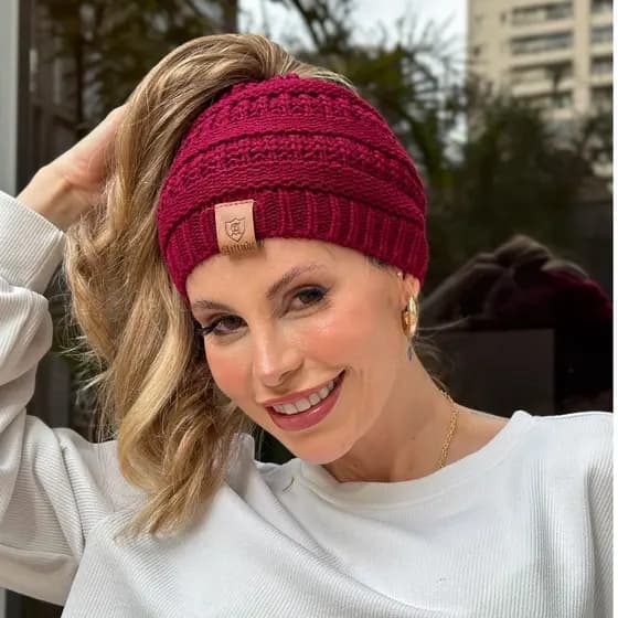 Touca Gorro De Lã Feminina Com Furo Para Rabo De Cavalo Quentinha Outono E Inverno Frio Tricot Store