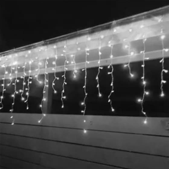 Cascata de 7 Metros com 300 Lâmpadas LED para Festas