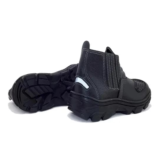 Bota De Motociclista Preta Em Couro - Proteção De Embreagem