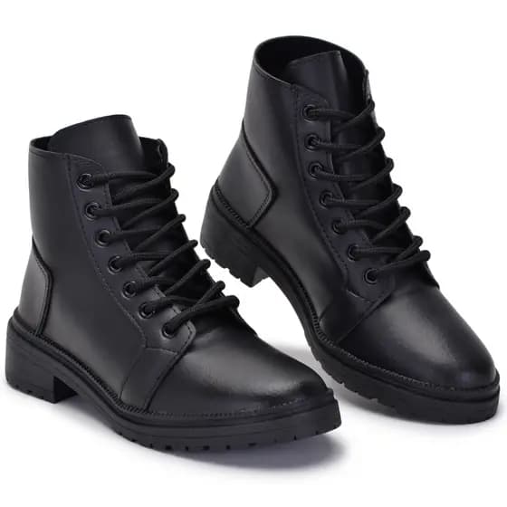 Bota Feminina Lançamento Coturno Cano Curto Confortável e Macio Salto Envio Imediato