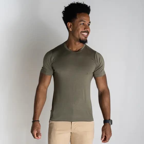 Camiseta Masculina Básica Algodão Roupas Casuais Verde
