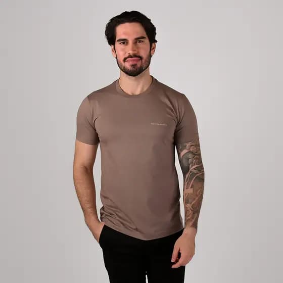 Camiseta Acostamento Escrita Casual Marrom