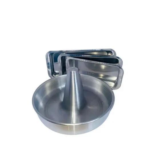 Conjunto com 3 Forma Tabuleiro Retangular Pão e Forma Assa Frango Galeto em Aluminio Polido