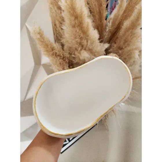 bandeja modelo orgânico porta perfumes porta treco em gesso cru