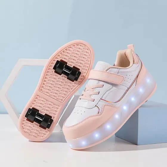 Venda quente meninos meninas novos cadarços Runaway de quatro rodas sapatos de roda deslizante plana rodas quentes voand