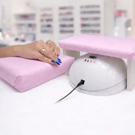 Kit Apoio de Mão e Punho Para Manicure + Almofada de Descanso para Mãos Nail Designer Salão de Beleza Luxuoso e Moderno