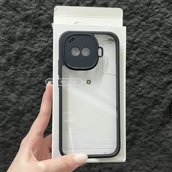 Adequado para a capa do telefone IQOO Z11 Turbo com bordas pretas, acabamento fosco, painel traseiro transparente de est
