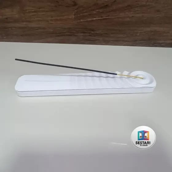 Incensário de Mesa Estilo Onda – Design Único com Compartimento Feito em 3D