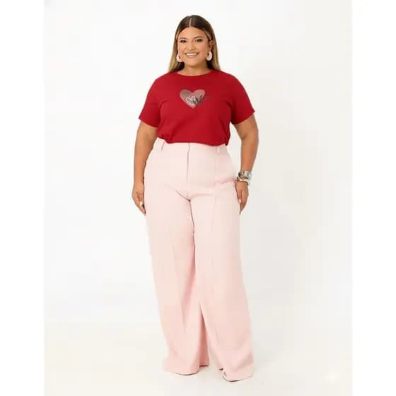 Camiseta Feminina Plus Size Estampa Coração | Blusal Casual + Brinde