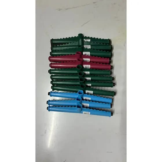 Rodo plástico 30cm Tamanho 30cm Material Plastico Borracha Eva mavia Para prolongar a vida útil do seu rodo plásti