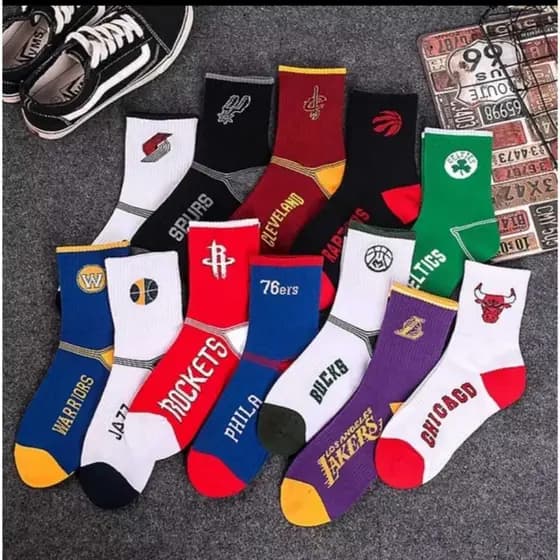 Kit 2 Meias de Basquete logo equipe esportiva premium