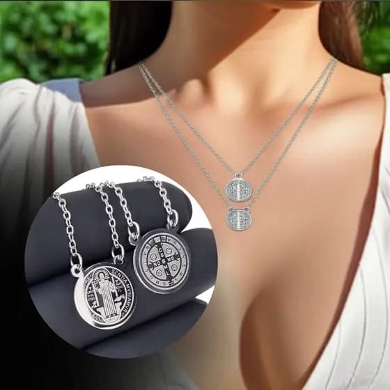 Colar Feminino Medalha de São Bento Inoxidável