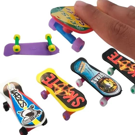 Kit 50 Skate Mini Brinquedo Festa Lembrancinha Sacolinha Surpresa Atacado Divertido Aniversário