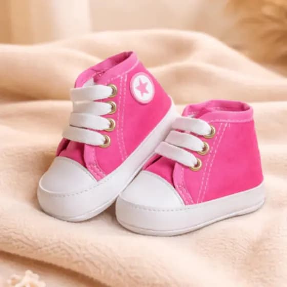TÊNIS SAPATINHO CANO ALTO DE BEBÊ MENINA COR ROSA PARA RECÉM NASCIDO