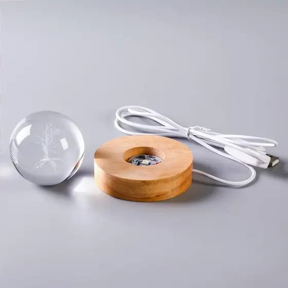 Luz Noturna LED - Bola de Cristal com Base de Madeira, Presente Ideal para Todas as Ocasiões