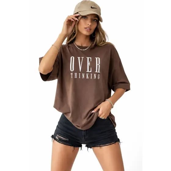 Camiseta Over Thinking Street Style Feminina Moda Estilo Academia