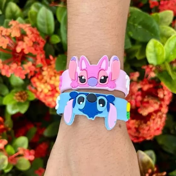 Pulseira Infantil Stitch e Angel Ajustável Emborrachada Lembrancinhas