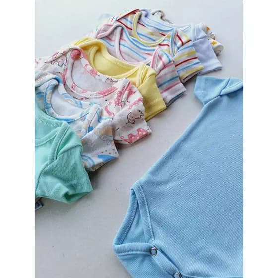 Kit body para bebê 3 unidades - Bodys sortidos - body para bebê - roupa de bebê