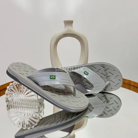Chinelo Masculino Adulto Macio e Antiderrapante Ergonômico