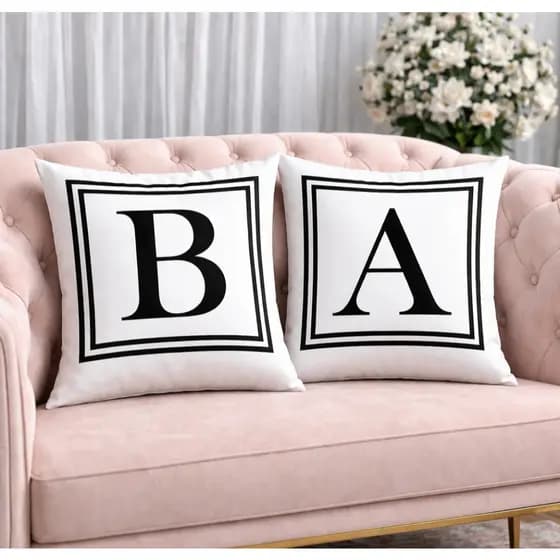 KIT 2 Capas Para Almofadas Decorativas de Luxo, Estilo Moderno SUA INICIAL AQUI PRETO Amor Sublimadas 45x45