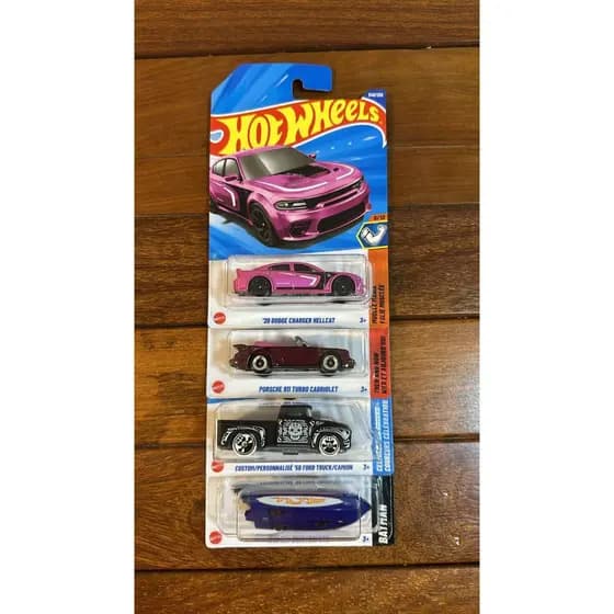 4 Hot wheels lote M