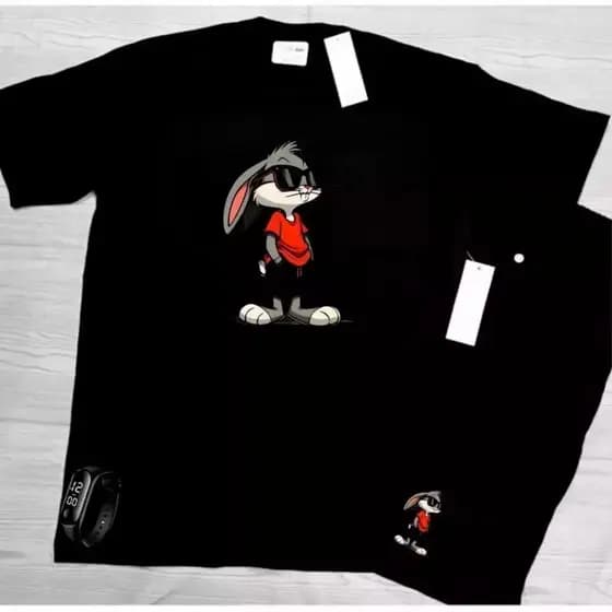 Conjunto Kit camiseta 100% algodão 30,1 bermuda leve para caminhada e academia COELHO ESTILOSO + RELOGIO DIGITAL 2025