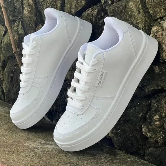 tenis branco casual feminino unisexx confortavel