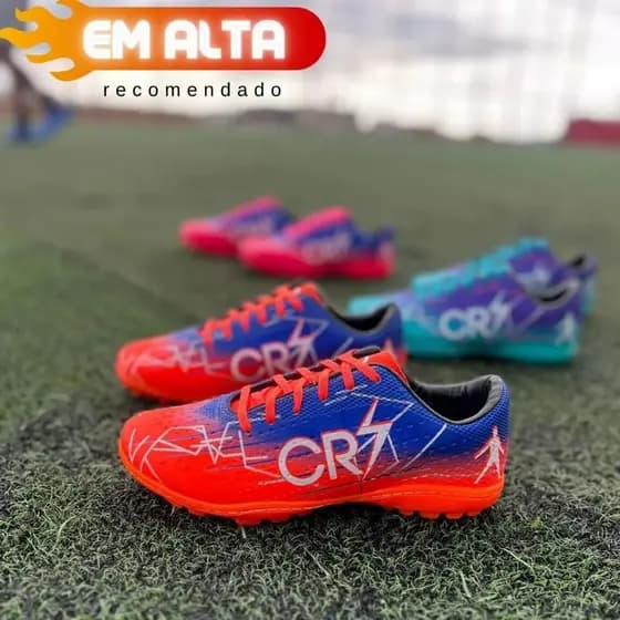 Chuteira de Futebol Infantil e Adulto - Conforto e Desempenho em Cada Passo