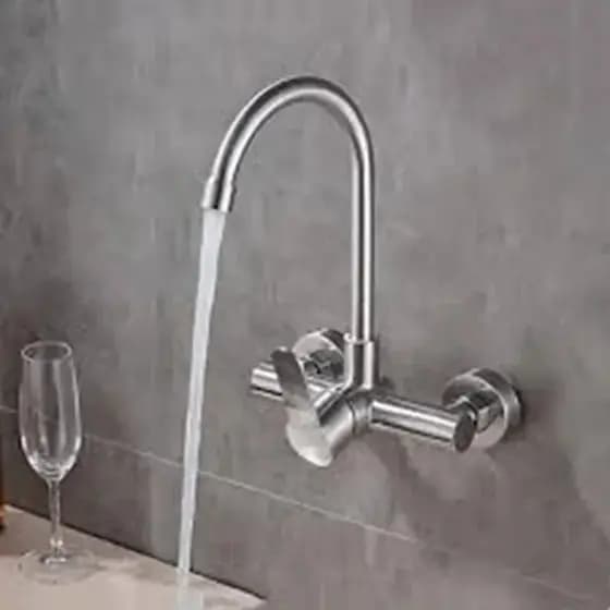 Torneira De Luxo Misturador Aço Giratória De Parede Cozinha e WC. Muito Bom