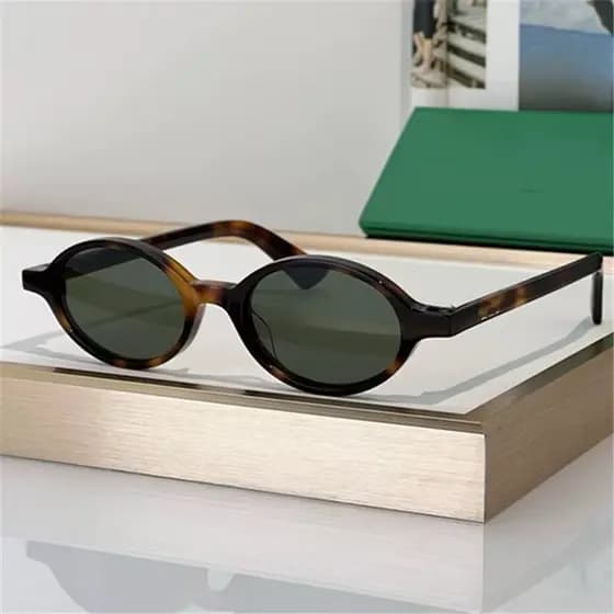Oculos feminino redondo Moda Chique Luxuoso Envio Imediato