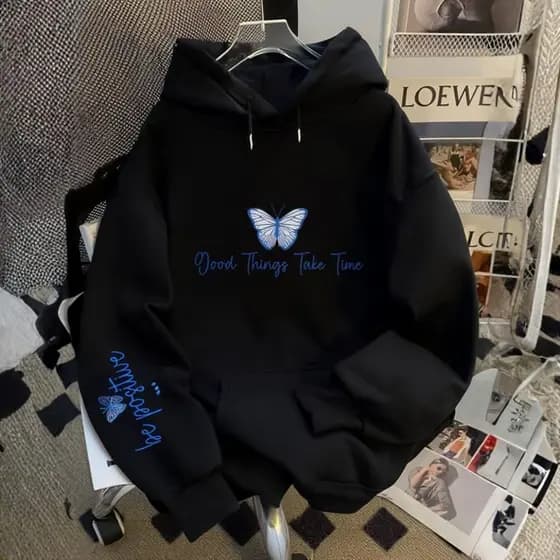 Moletom Butterfly Peluciado Com Bolso Canguru Confortável Vintage