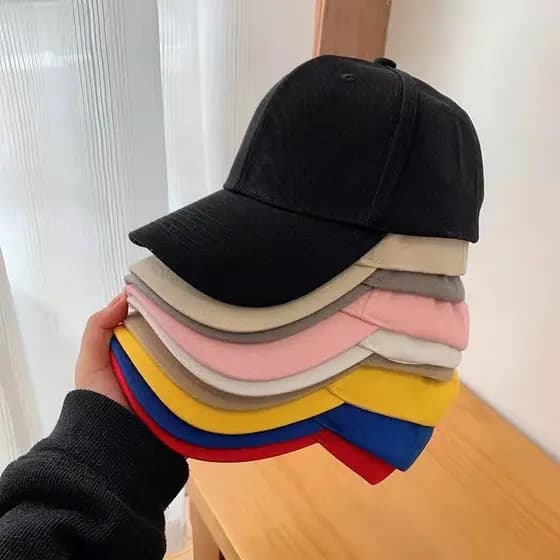 Boné Liso de Algodão Tecido Aba Curva Você Escolhe a Cor