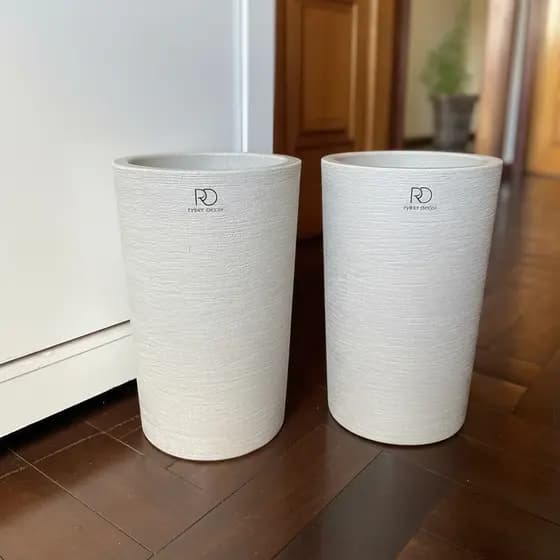 kit 2 Vasos Coluna Ibiza 39cm para Plantas Polietileno Leve Resistente Luxo Decorativo
