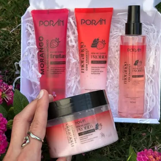 Kit Poran Morango - Body Splash , Creme Hidratante, Sabonete Liquido e Esfoliante Corporal