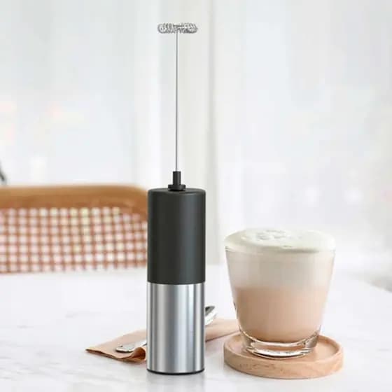 Mixer Mini Misturador Batedor Bebidas A Pilha Portátil Inox
