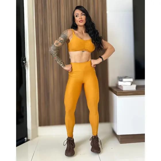 Conjunto Legging Bolso Com Top Costa Nua Conforto e Estilo para Treinos Academia Crossfit