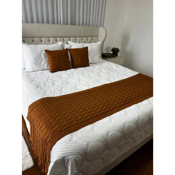 Kit Peseira Tricot Trança Cama Casal Sofá 180x60cm + 2 Capas de almofada 45x45cm Tricô Luxo Elegante