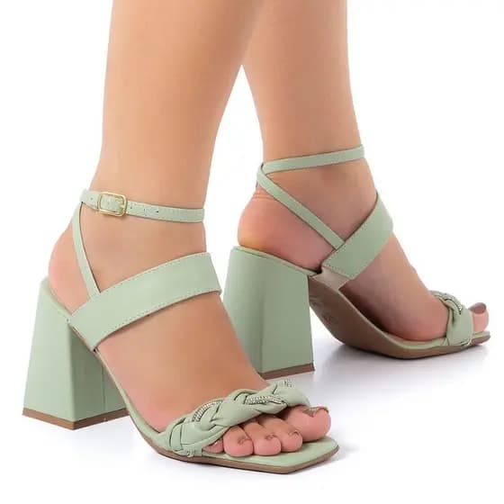 Sandália Feminina Salto Bloco Alto Grosso Trançada Strass Brilho Festa Moderno Macia Moda Promoção