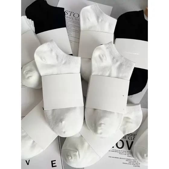 Kit 12 Pares Meias Curtas Femininas ou Unissex – Cano Baixo Confortável 31-35 / 35-40 Preto e Branco