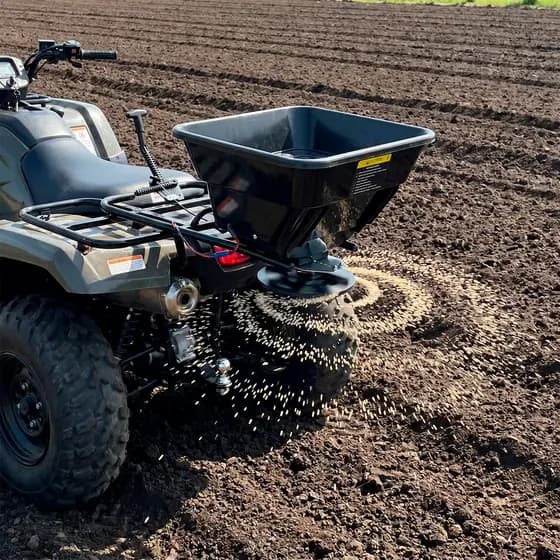 Semeadeira Adubadeira Elétrica 12v Quadriculo Agrícola 120kg Sementes Milho Pastagem Capim Horta
