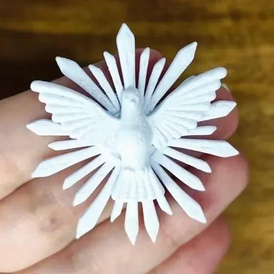 Kit 25, 30, 50, 75 e 100 unidades Aplique Divino Espírito Santo com Resplendor 4,4 x 4,4 cm – Impressão 3D