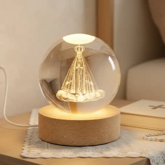 Luminária Religiosa Nossa Senhora Aparecida Cristal Bola 3D LED Abajur De Mesa Com Base Madeira Fé Decoração Católico