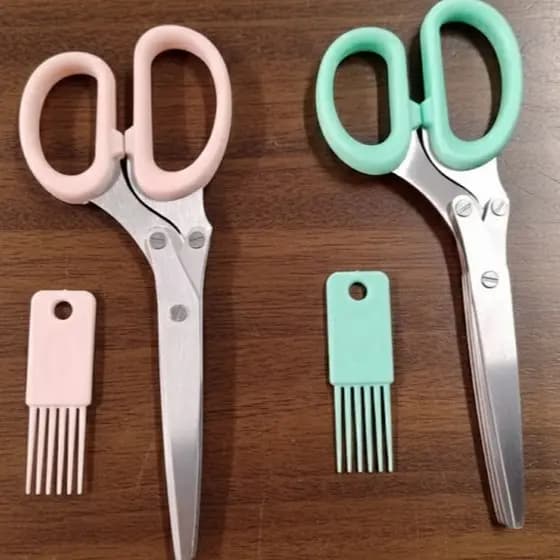 Tesoura 5 Lâminas de Picar Alimentos + Escova de Limpeza =2 peças
