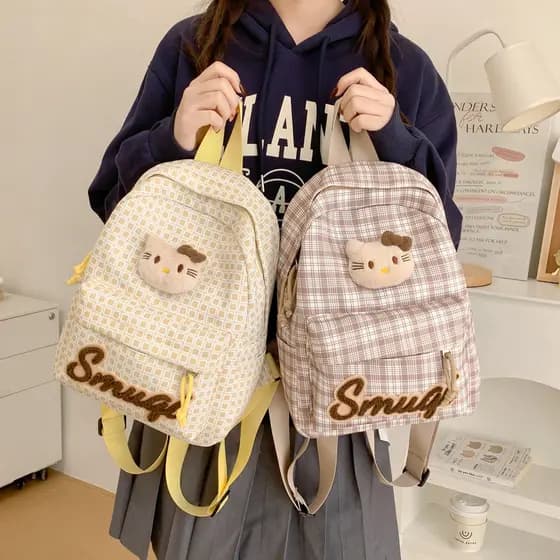 Mochila versátil estilo japonês com estampa xadrez e gatinho KT, modelo novo de 2026, leve para viagens, mochila pequena