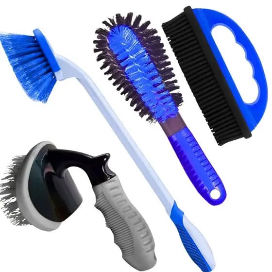 KIT 4 UN ESCOVAS AUTOMOTIVA LIMPEZA DE CAIXA DE RODAS LONGA REMOVE PELOS LIMPEZA DE PNEUS FURO CARRO